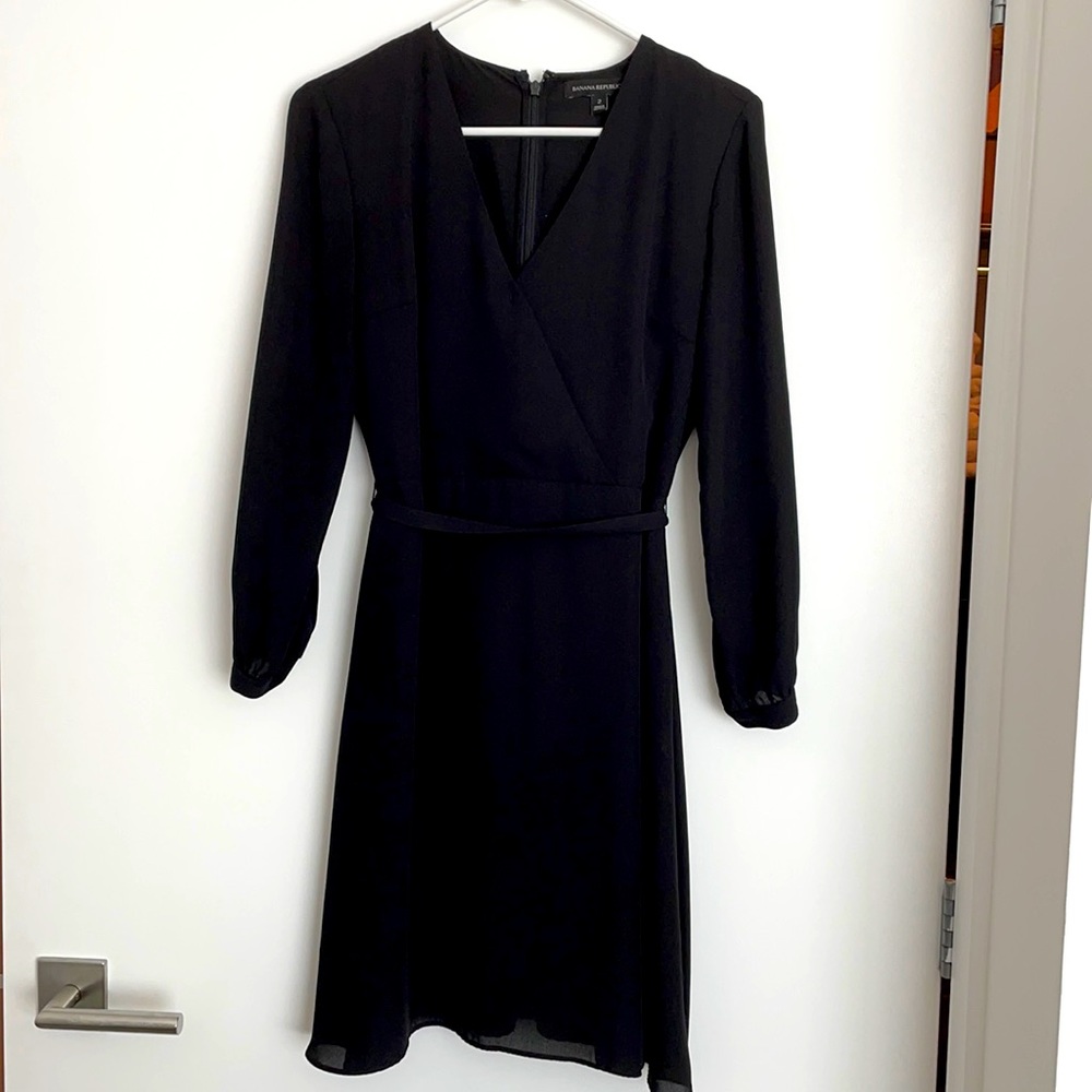 Banana Republic Long Sleeve Dress ♠️